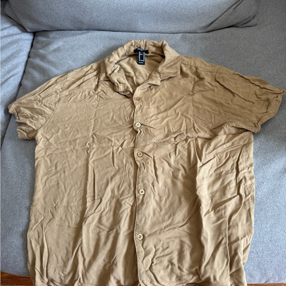 Forever 21 Men's Beige Shirt
